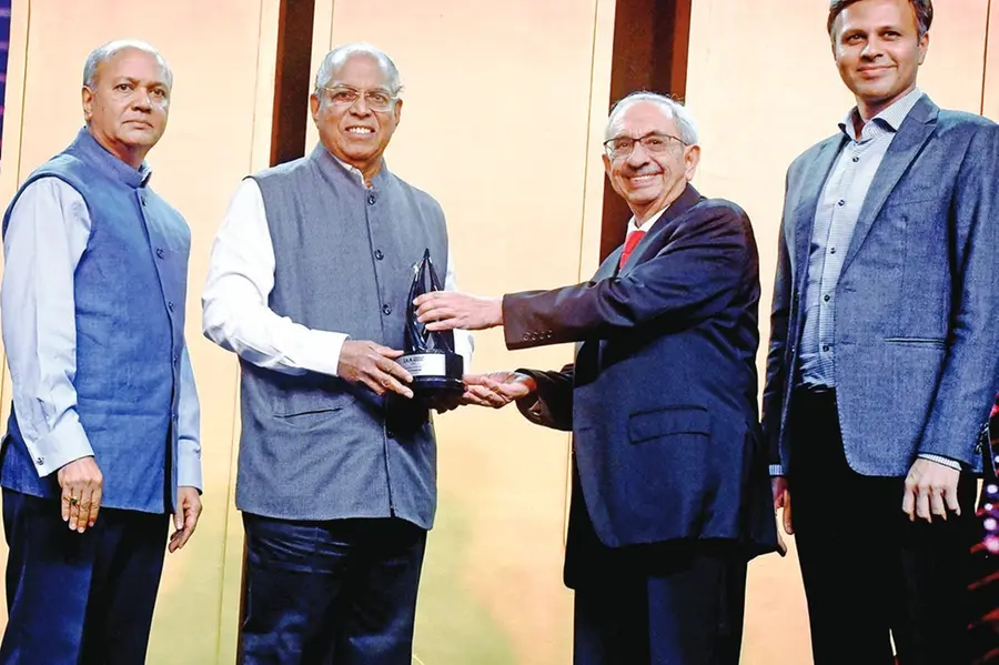 Mathrubhumi managing editor PV Chandran receives IAA Editor of the Year Award
