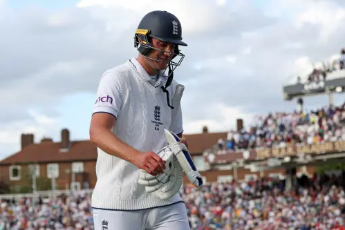 England leads Australia by 377 runs in 5th Ashes test as Broad announces retirement