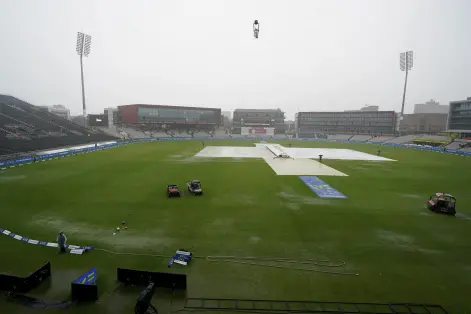 Australia retains Ashes as rain ruins England's hopes of victory in 4th test