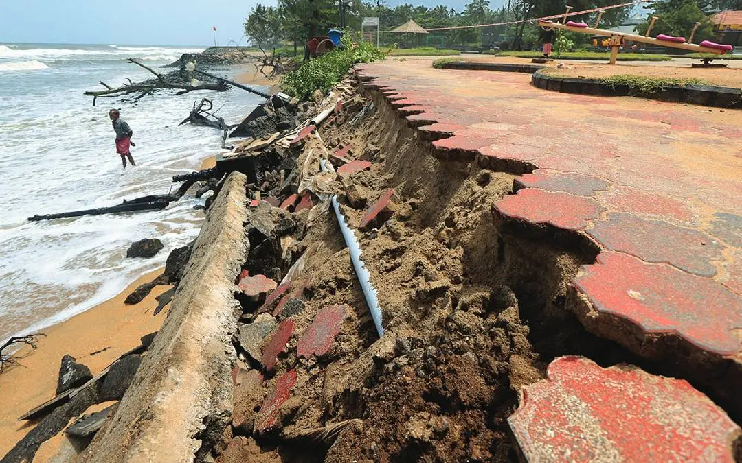 Damaged beach park near Bhatt Road, Kozhikode