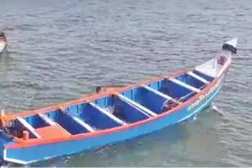 Another boat mishap at Muthalapozhi harbour, fishermen rescued