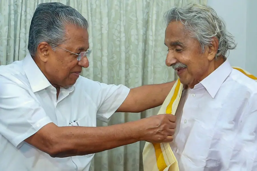 Capable administrator, closely involved in people's lives: Pinarayi condoles Chandy's demise