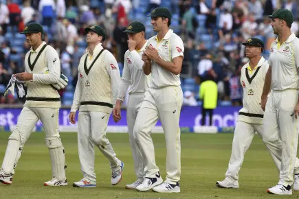England chasing 251 to win Ashes test after Travis Head’s 77 gives Australia hope