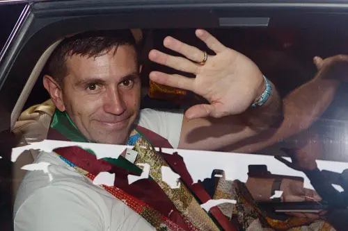 FIFA World Cup-winning Argentina goalkeeper Emiliano Martinez arrives in Kolkata