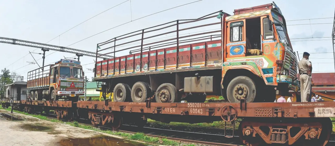 RORO | Representational Image