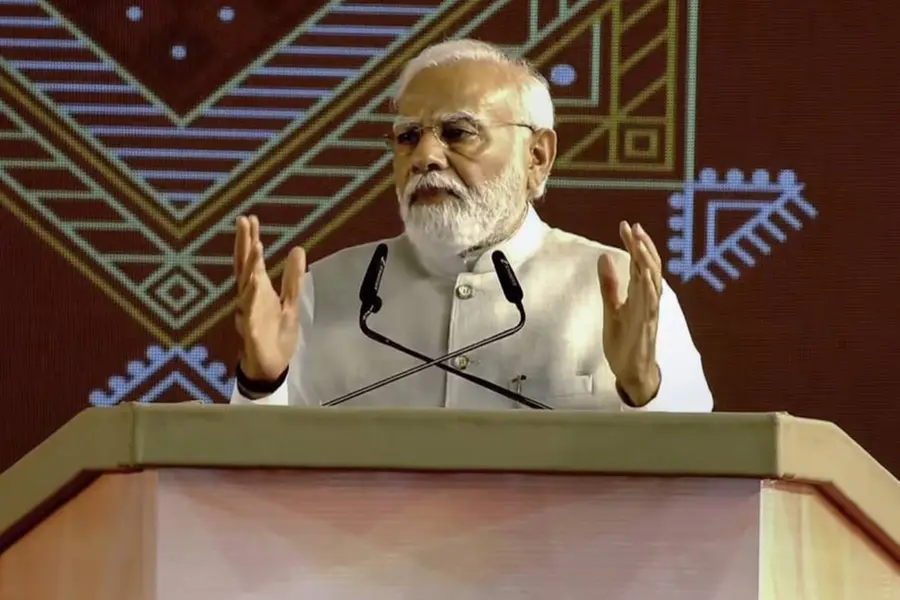 No guarantee of oppn unity as they fight each other: PM