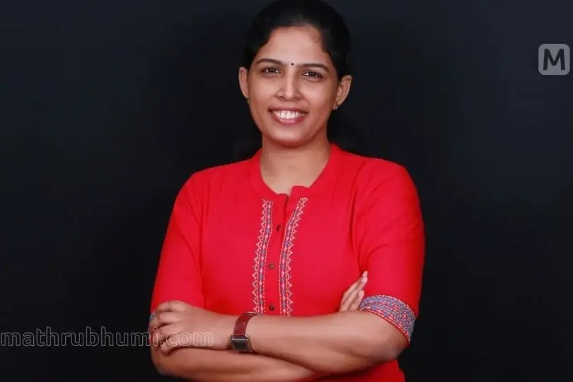 Nileena Atholi bags Laadli Media Award
