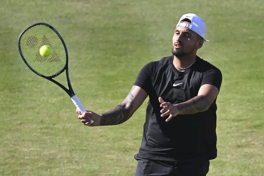 Kyrgios vents over towels, pleads for patience after losing on return