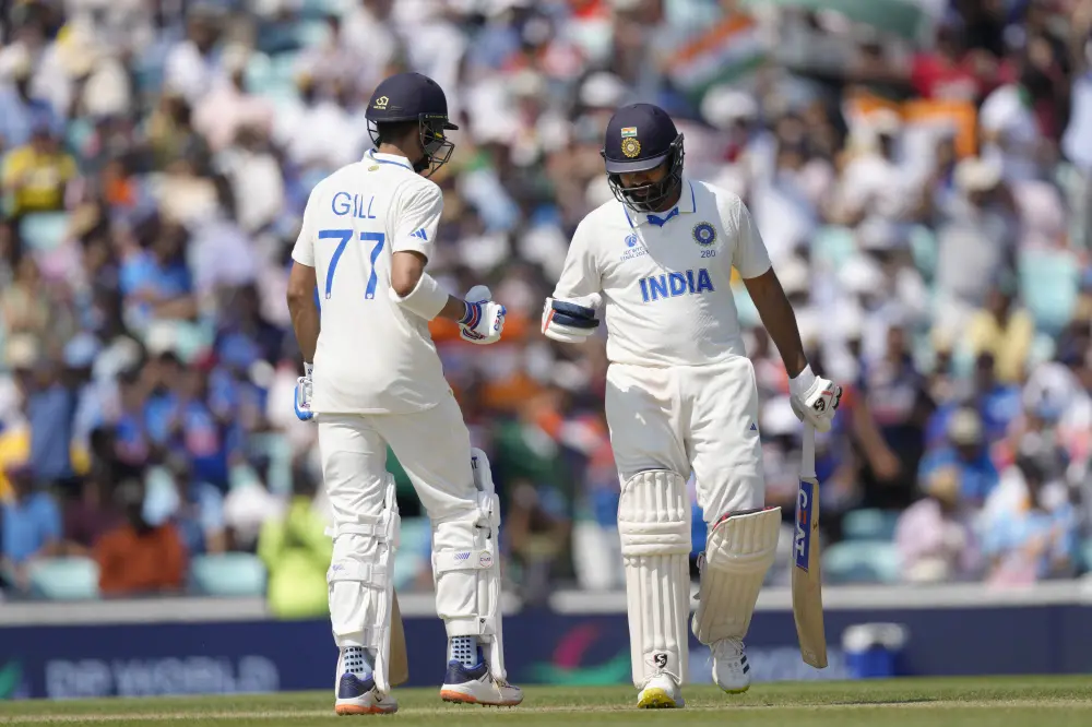 Shubman Gill, left and India's Rohit Sharma | AP