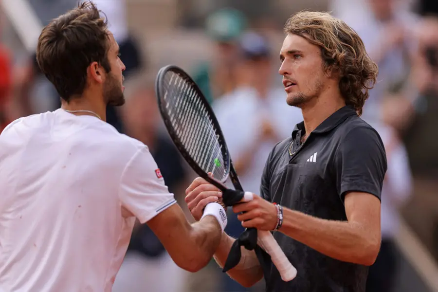 French Open: Zverev battle past Etcheverry to face Ruud in semis