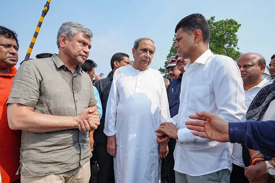 Odisha triple train crash: Ashwini Vaishnaw oversees ongoing restoration works at Balasore