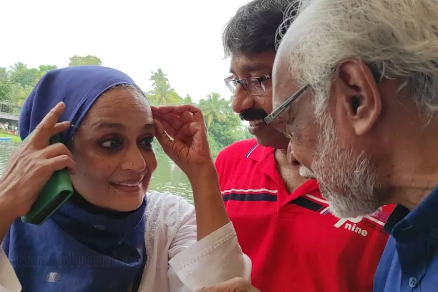 Writer Arundhati Roy attends boat race in Ernakulam