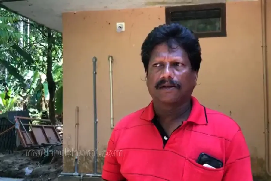 ബോട്ടില്‍ വെള്ളം കയറിയിട്ടും കരയ്ക്കടുപ്പിക്കാതെ മുന്നോട്ടെടുത്തു-ദൃക്സാക്ഷി