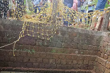 Sambar deer visits Kozhikode town puzzling locals and forest officials