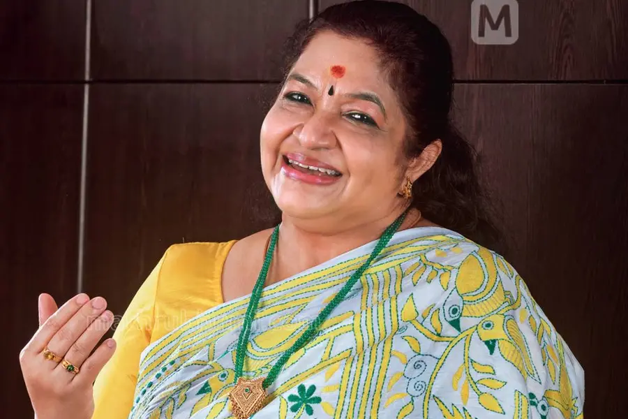 KS Chithra honoured with Pazhassi Raja Award