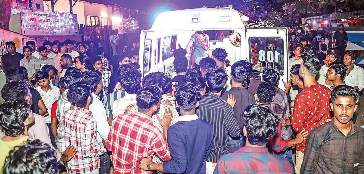 Injured persons were being taken to hospitals by ambulance