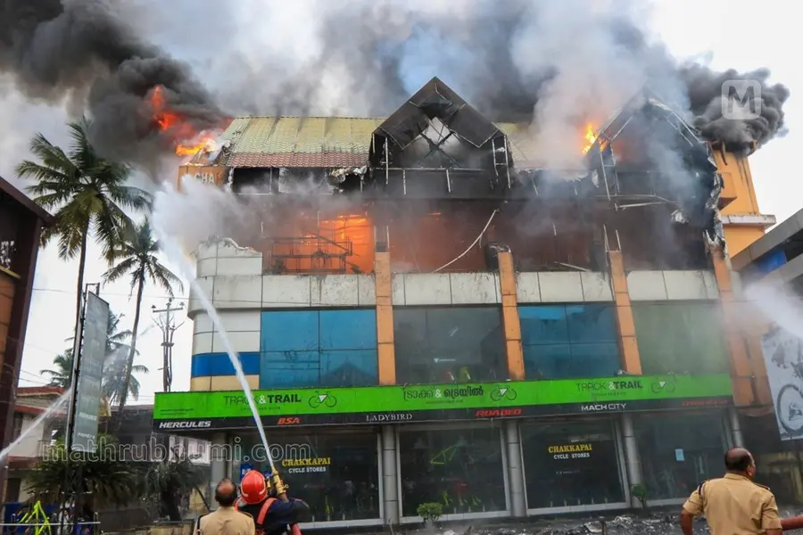 Massive fire breaks out in bicycle shop in Thrissur