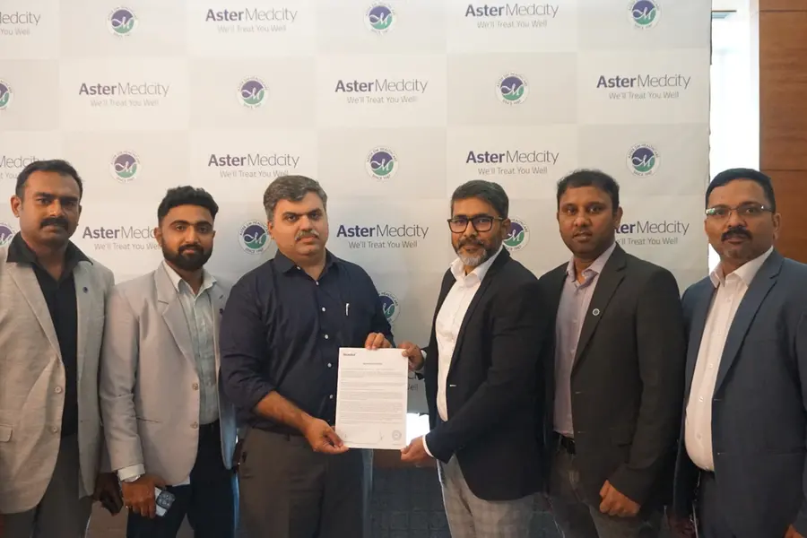Aster Group of Hospitals in India signs MOU with Bluedot Group Air Ambulance Services