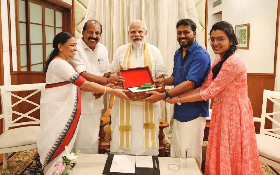 AN Radhakrishnan and family meet with PM Modi | Photo: Mathrubhumi