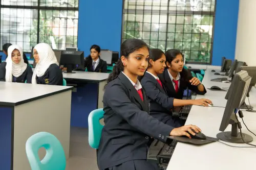 Kerala to form three-tier committee to regulate fee of unaided schools