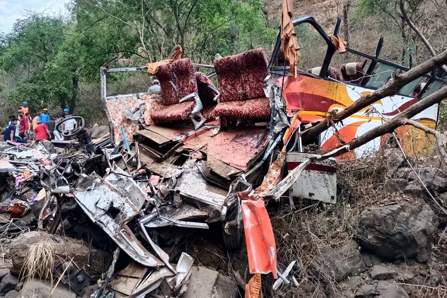 13 dead, 29 injured after bus falls into gorge on old Mumbai-Pune highway