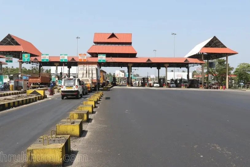 Consider free passages of vehicles in case of traffic congestion on toll plazas, HC asks Union Govt