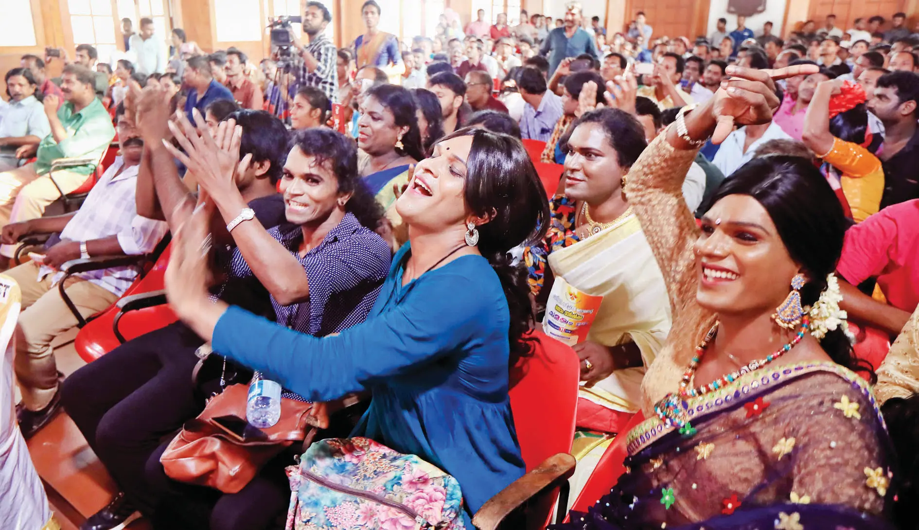 Transgenders enjoy cultural programmes organised by Punarjani Cultural Society in Kozhikode | File Photo: Mathrubhumi