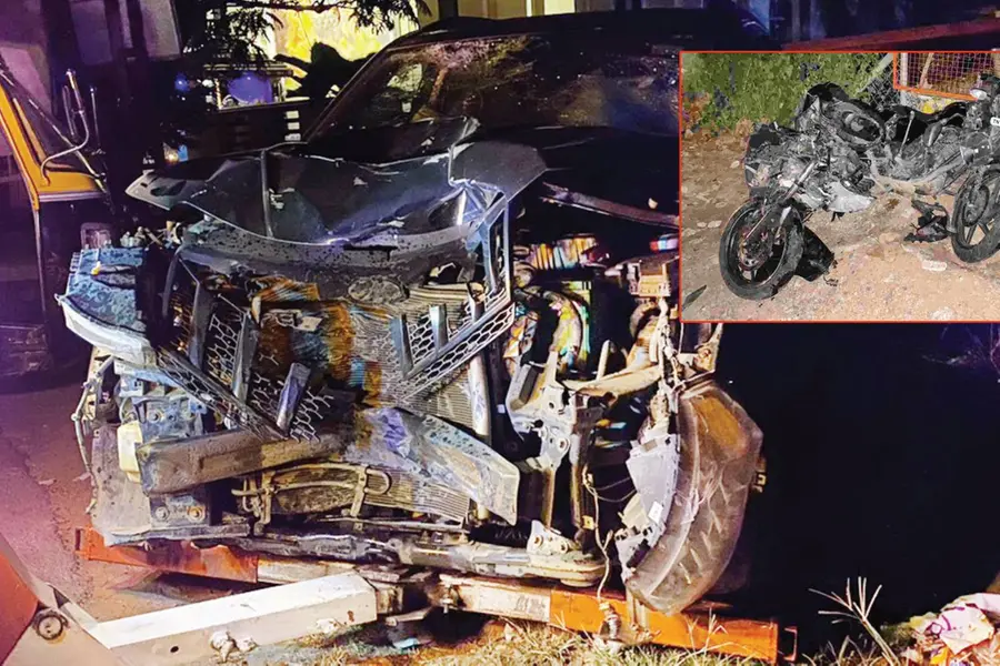 Two bikes collide with car in Pathanamthitta killing 2 workers, injuring 2