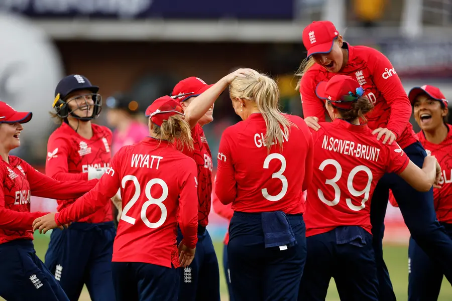 Mandhana's half-century goes in vain, India lose by 11 runs against England
