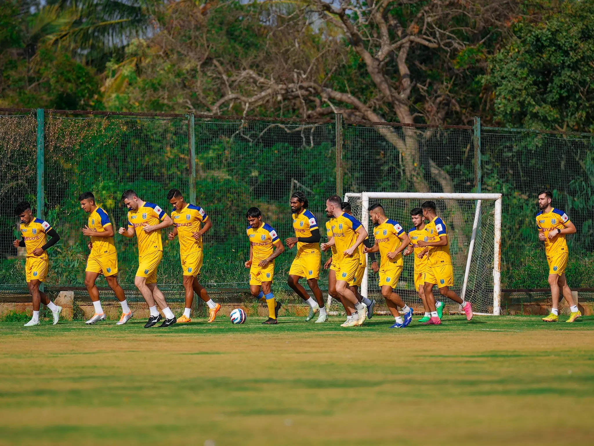 https://twitter.com/KeralaBlasters