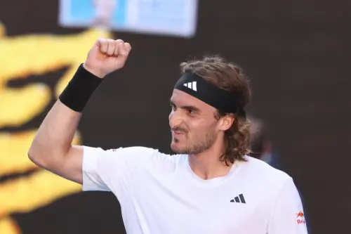 Tsitsipas beats Khachanov to reach 1st Australian Open final