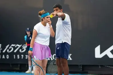 Sania-Bopanna pair reaches Australian Open mixed doubles final