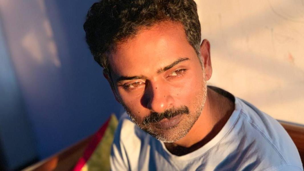 Director Alponse Puthren keeps FB, Instagram profile pictures blank to ...