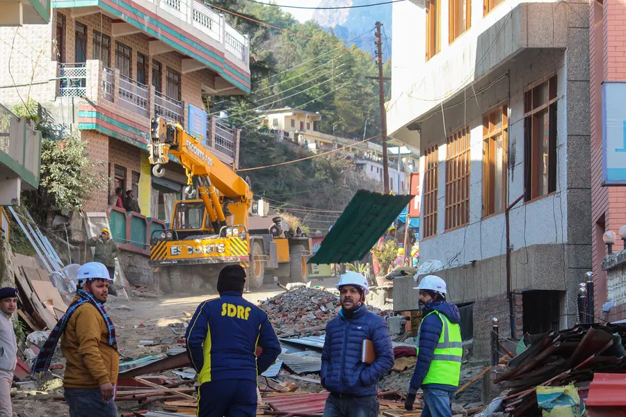Joshimath: Heaters provided to relief camps, 38 more families evacuated