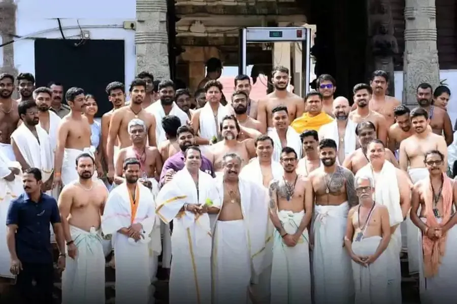 Indian cricket team members visit Sree Padmanabhaswamy temple in TVM ahead of ODI against Sri Lanka