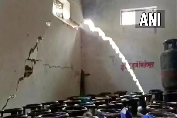 After Joshimath, houses in Tehri Garhwal develop cracks, locals demand govt intervention
