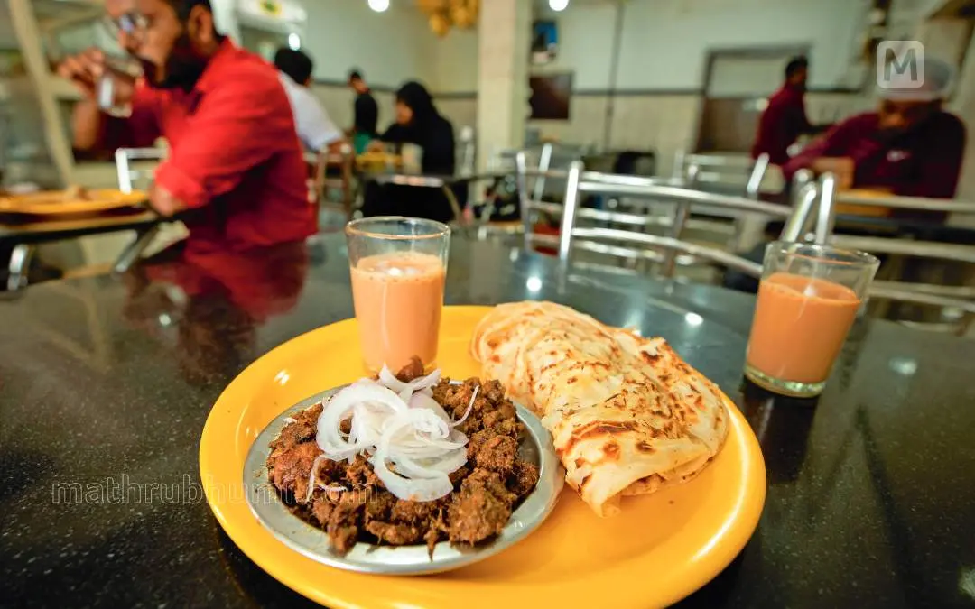 Parotta, Beef, Tea | Photo: Grihalakshmi