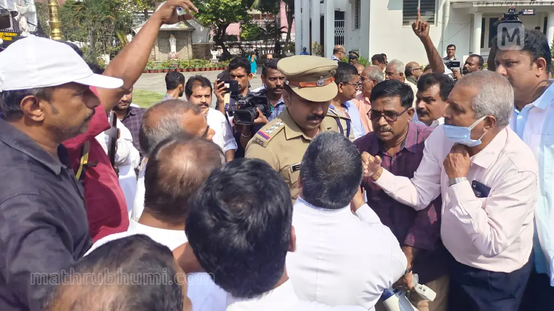 st marys basilica kochi protest
