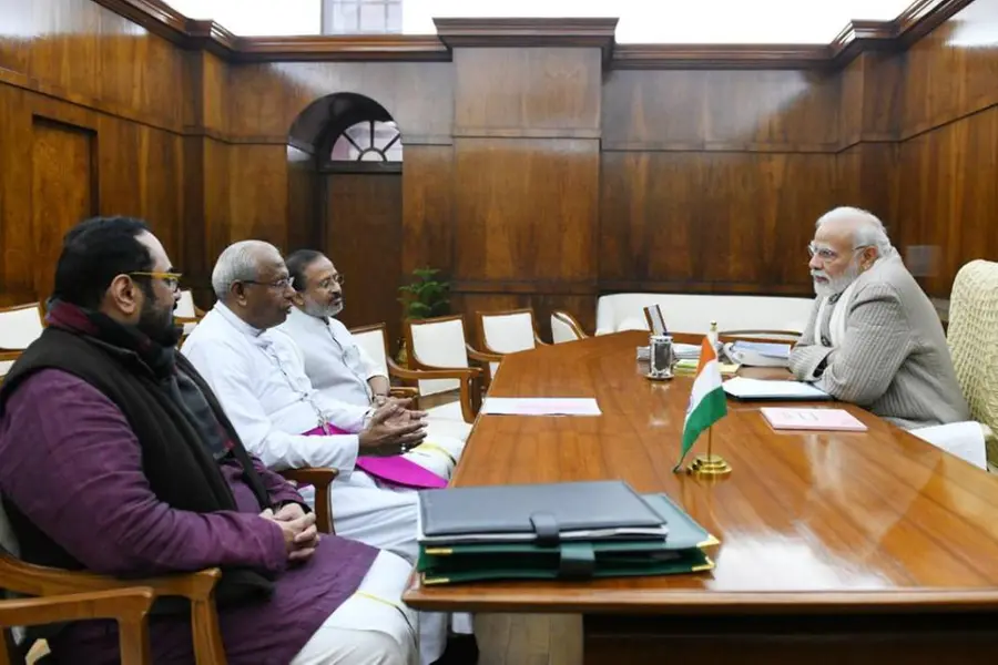 Archbishop Mar Andrews Thazhath visits PM Modi