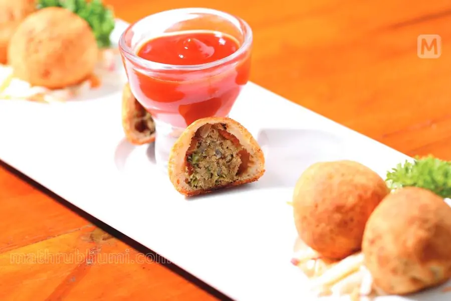Enjoy your tea with this delicious chicken balls