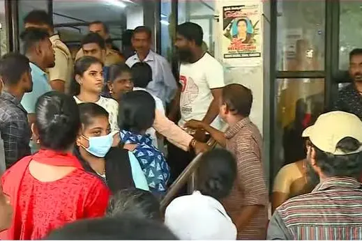 Newborn, mother die at Alappuzha medical college, kins allege medical negligence