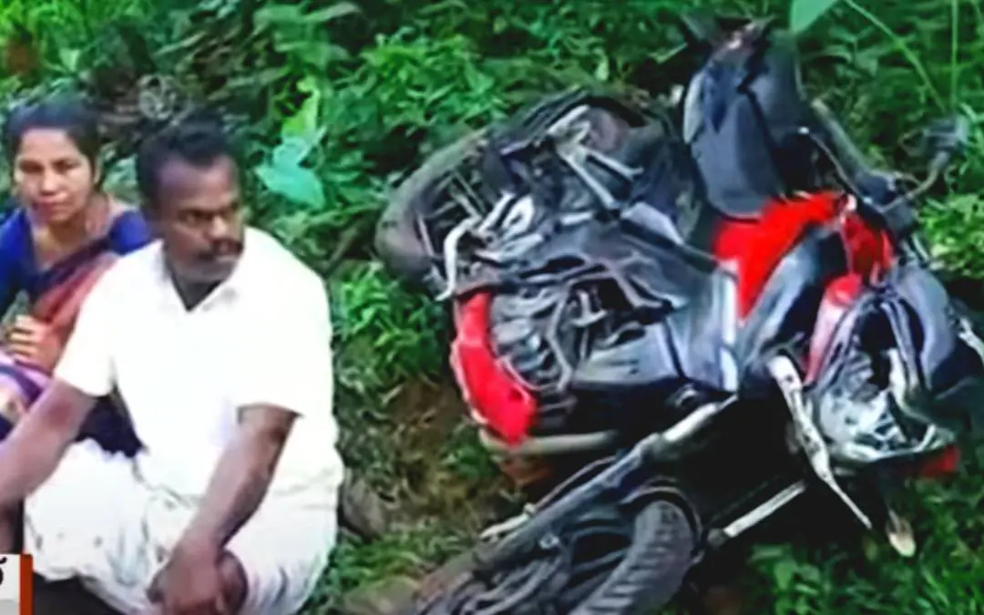 Jhonny, Daisly near their bike destroyed by elephant | Photo: Mathrubhumi Screengrab