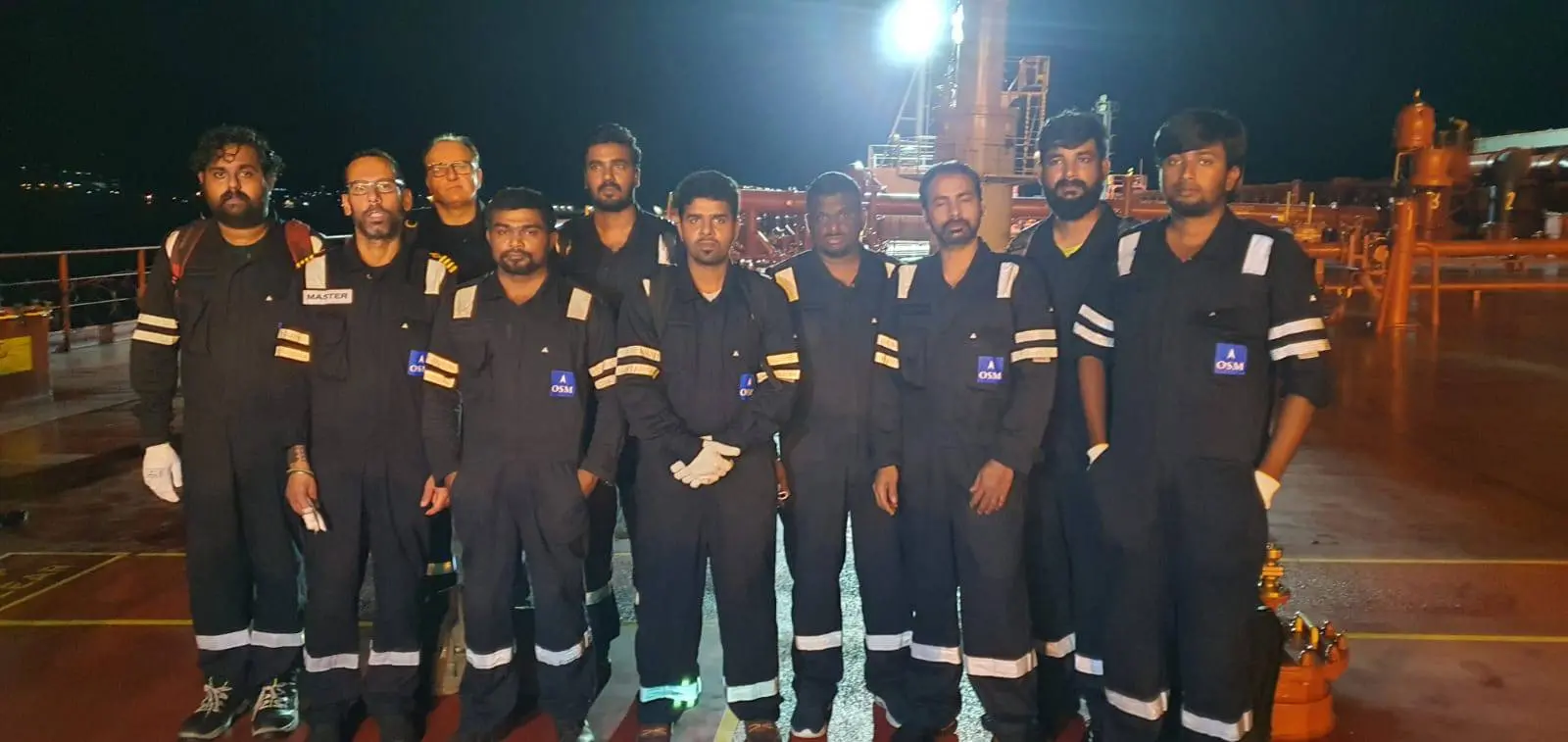 തടവിലായ ഇന്ത്യന് നാവികര് Photo:twitter.com/AllSeafarers