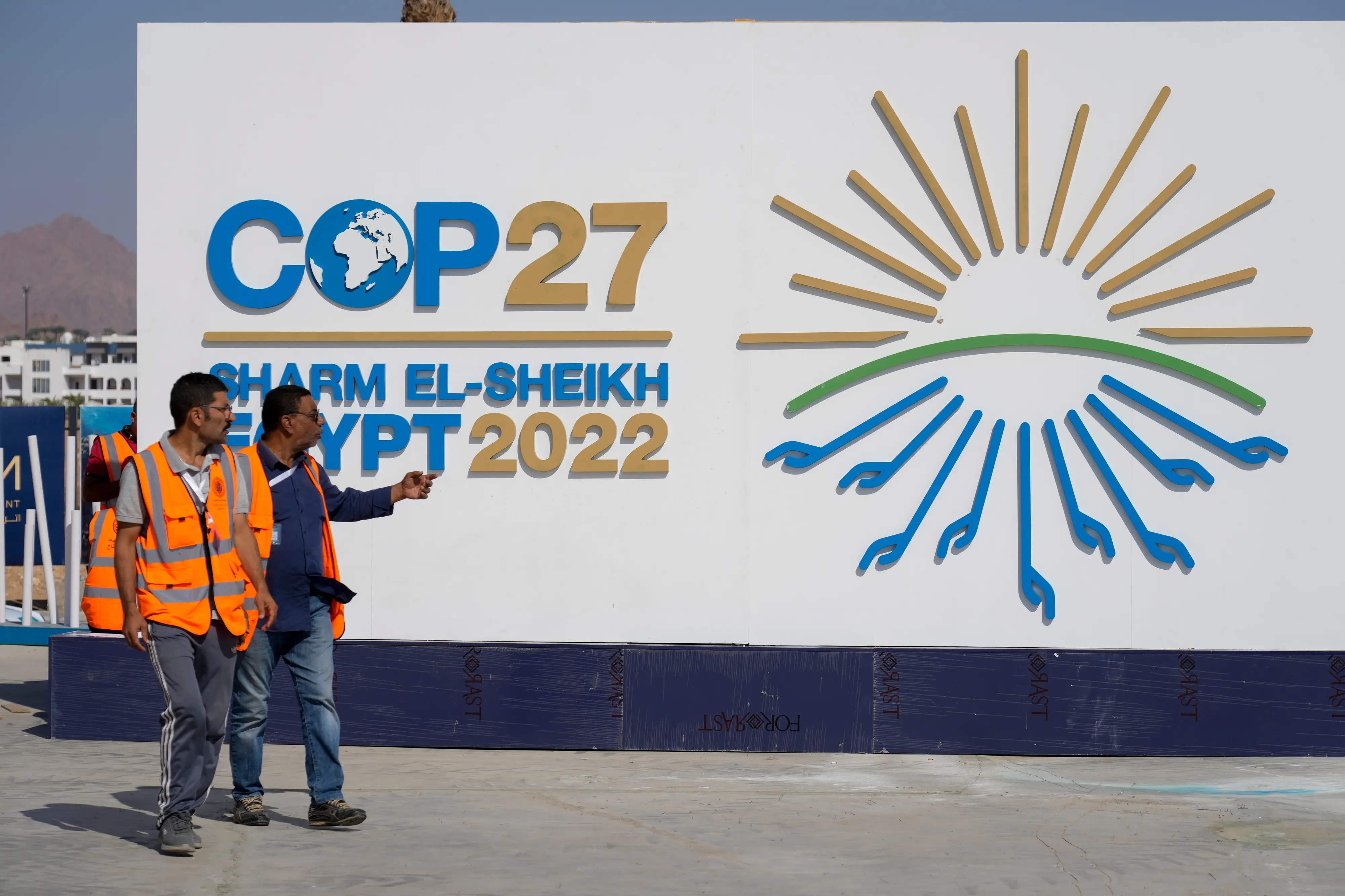 A sign at the convention center hosting the COP27 UN Climate Summit | Photo: AP