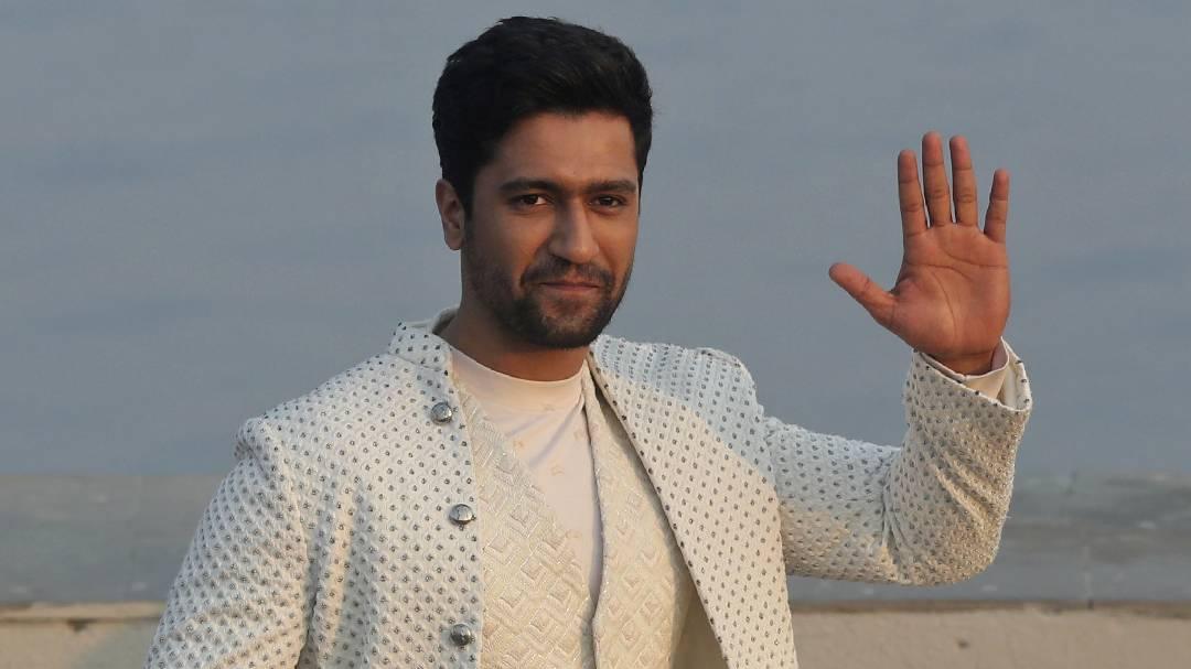 Vicky Kaushal shares glimpse from dubbing session of his next untitled ...