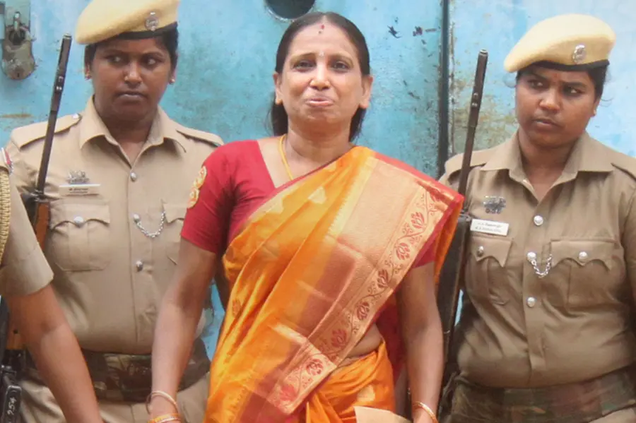 Rajiv Gandhi assassination case: SC notice to Centre, TN on Nalini's plea seeking premature release