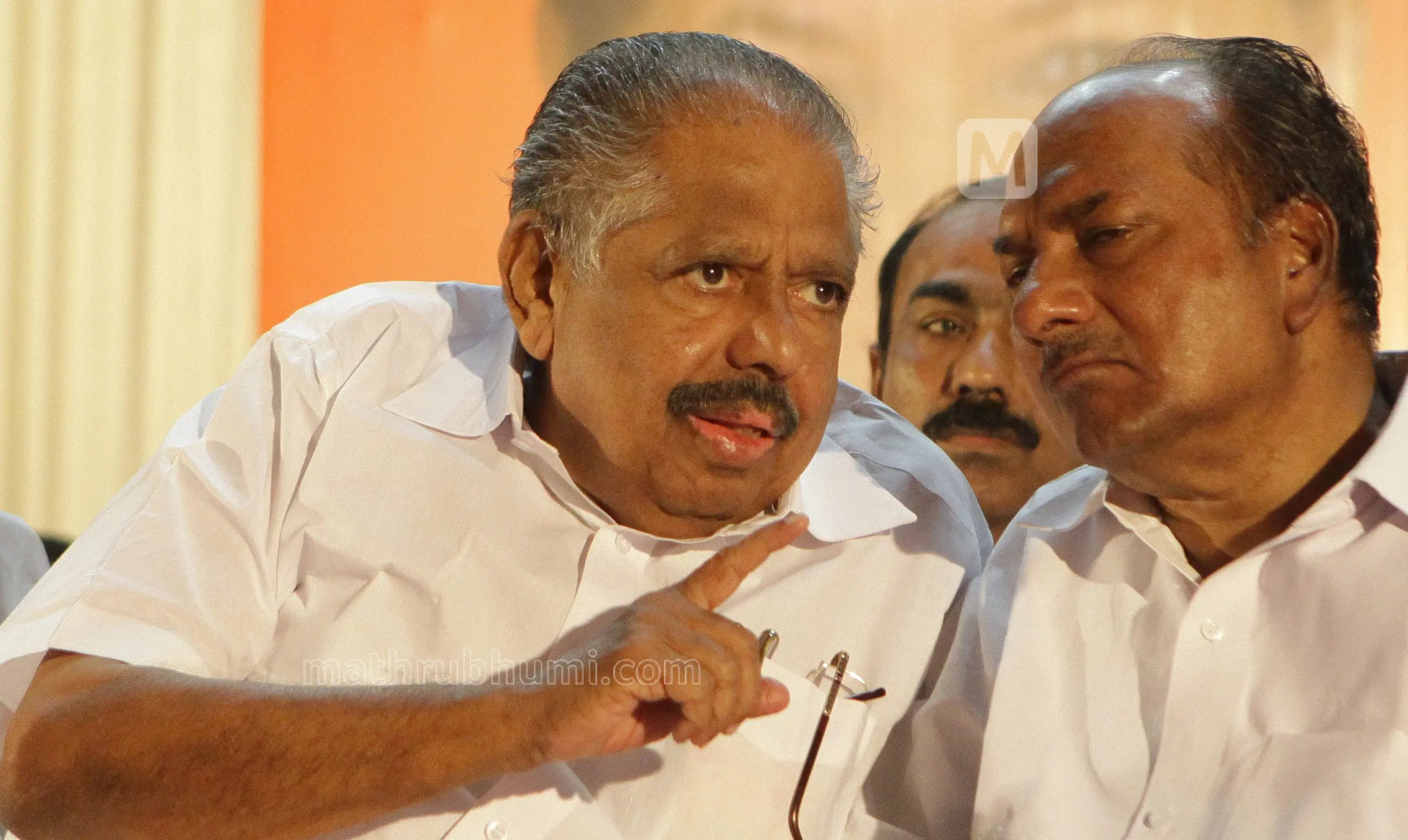 Aryadan Muhammad with AK Antony | Photo: Mathrubhumi