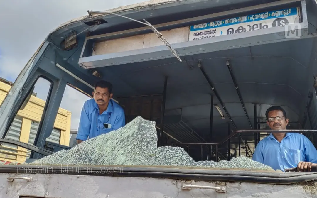 When hartal supporters attacked a KSRTC bus in Kollam | Photo: CR Gireesh Kumar
