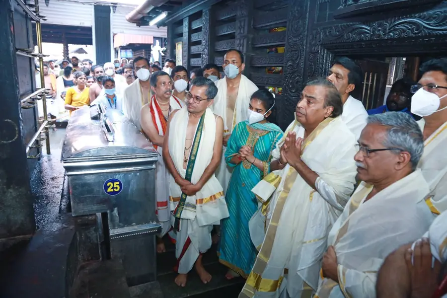 Mukesh Ambani visits Guruvayur temple, donates Rs 1.51 cr