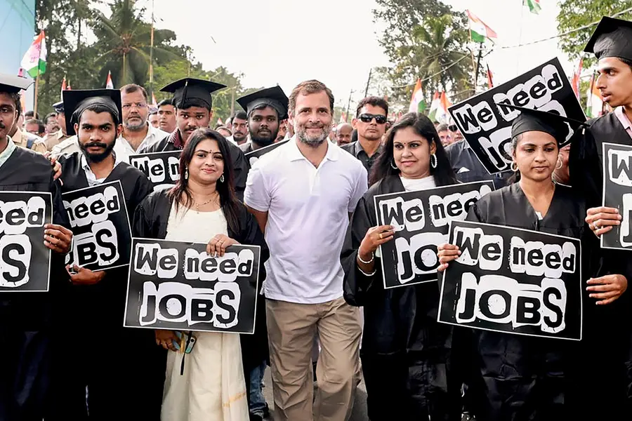 'Bharat Jodo Yatra' enters Alappuzha, Rahul Gandhi to meet youngsters, special school children
